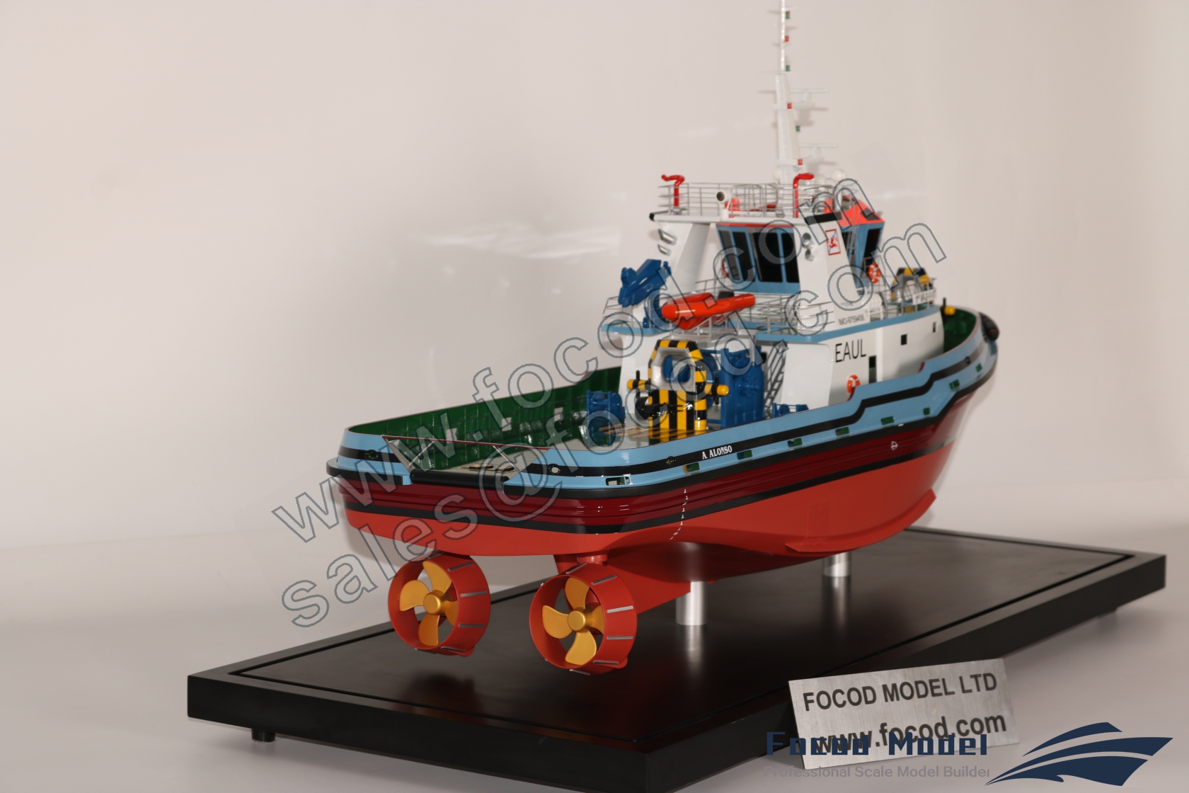 customized model of 32m Escort Tug